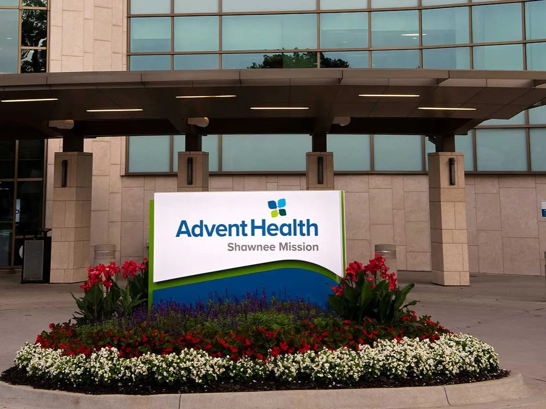 The entrance of AdventHealth Shawnee Mission